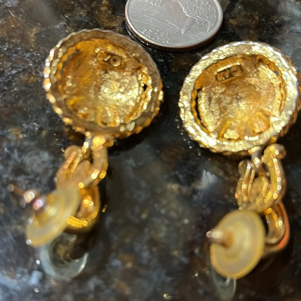 Vintage Anne Klein Gold Tone Lion Head Earrings - Picture 3 of 3